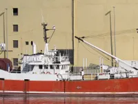 Kapal trawler kanggo didol