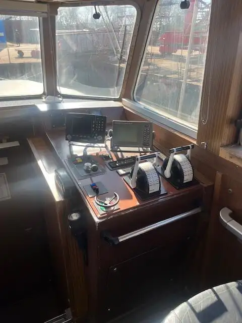 Kapal survei kanggo didol