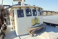 Kapal patroli kanggo didol