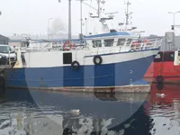Kapal pengangkut iwak urip kanggo didol