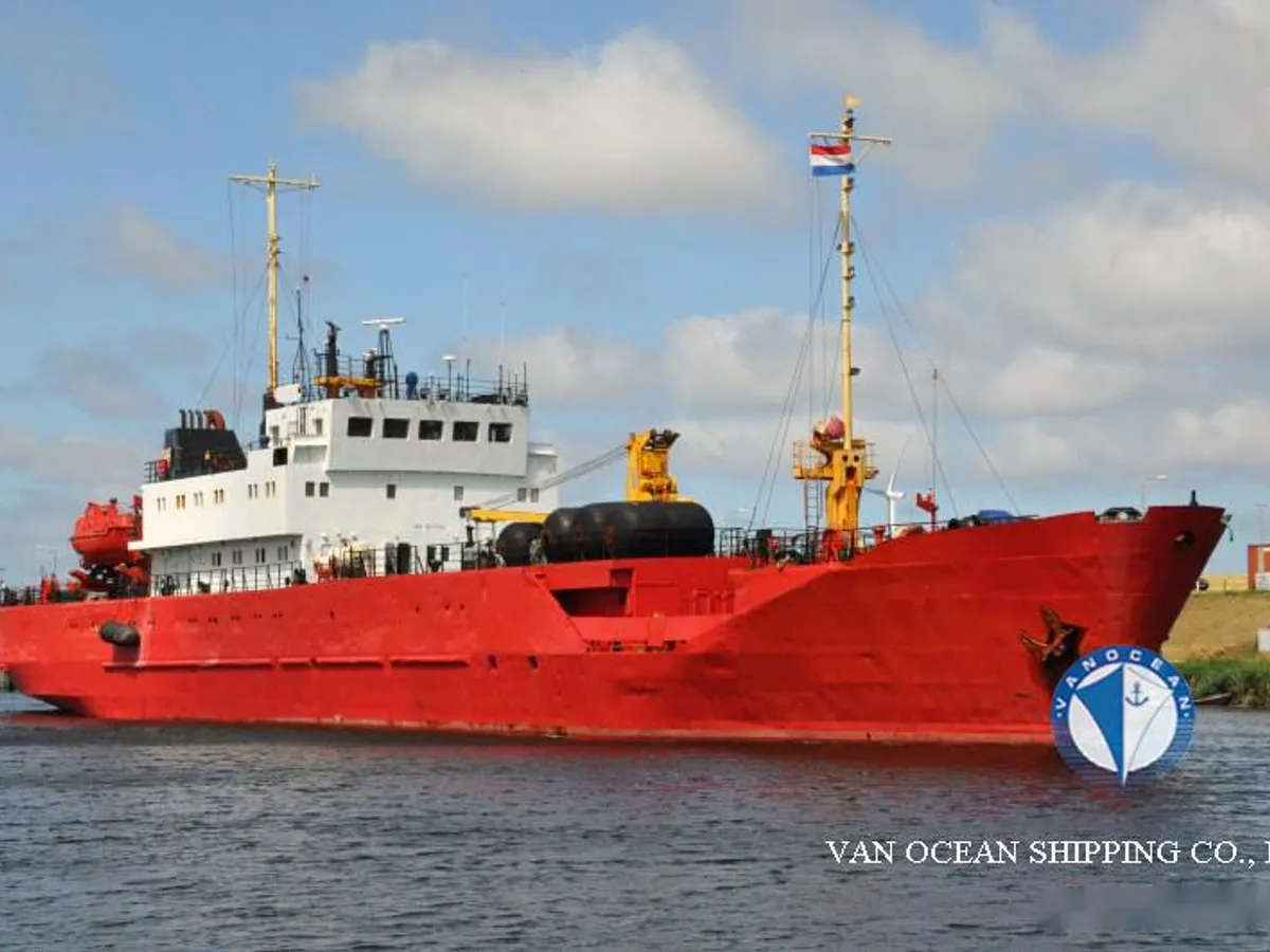 Kapal reefer kanggo didol
