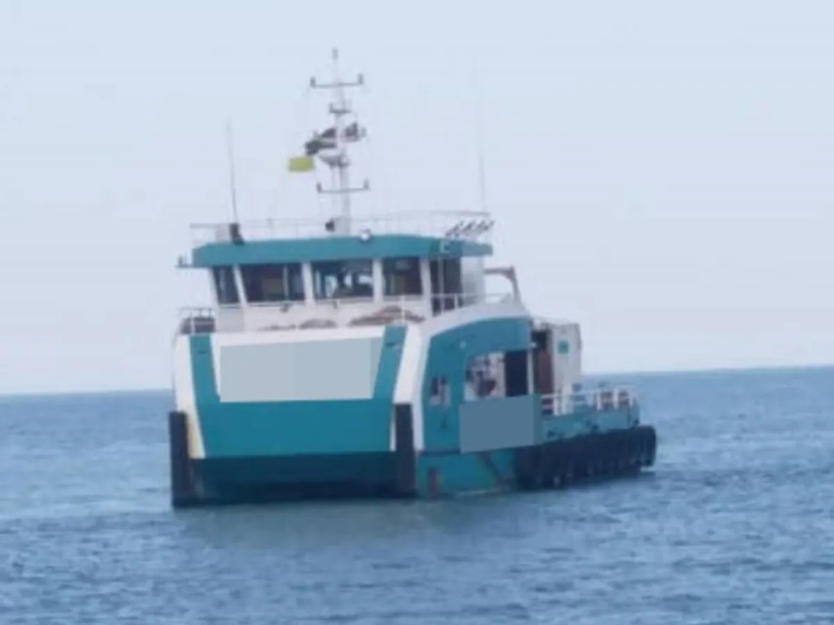 Kapal kerja kanggo didol