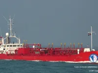 Kapal tanker minyak/bahan kimia kanggo didol