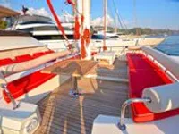 Yacht kanggo didol