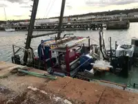 Kapal kerja kanggo didol