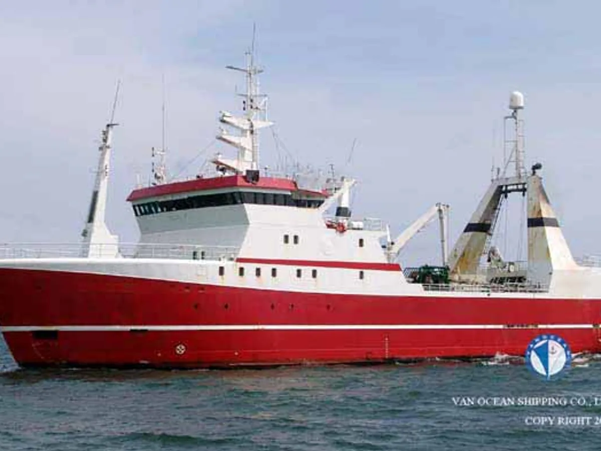 Kapal trawler kanggo didol