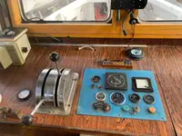 Kapal kerja kanggo didol