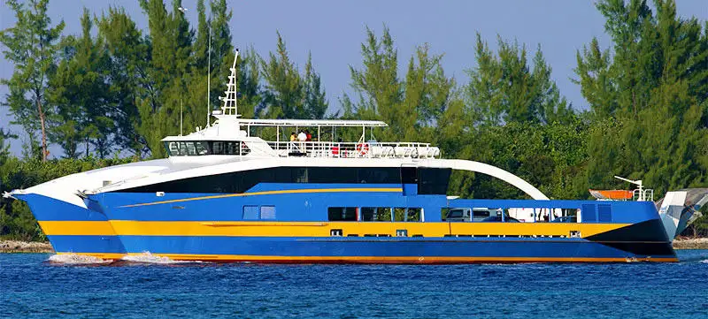 Kapal kontainer kanggo didol