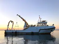 Kapal kerja kanggo didol
