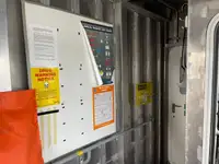 Kapal kontainer kanggo didol