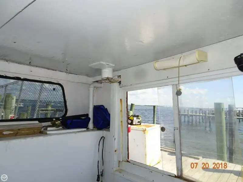 Kapal cutter kanggo didol