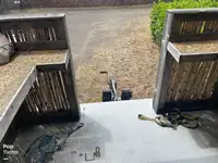 Katamaran kanggo didol