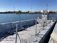 Kapal pendaratan, tangki kanggo didol