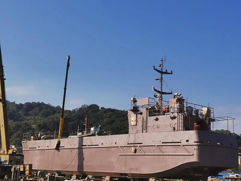Kapal tanker minyak/bahan kimia kanggo didol