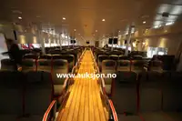 Katamaran kanggo didol