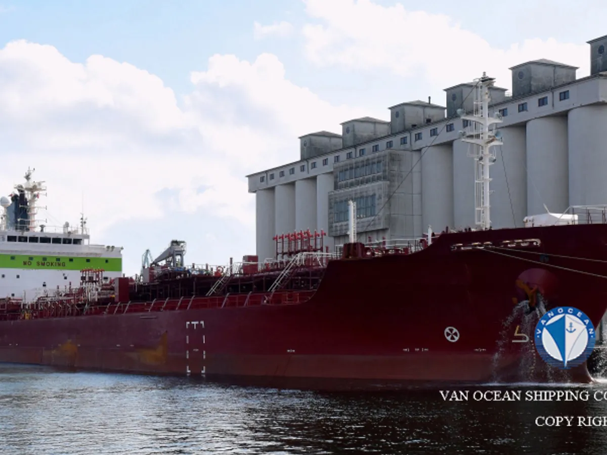 Kapal tanker minyak/bahan kimia kanggo didol