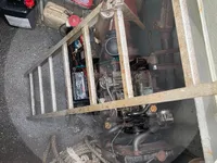 Kapal trawler berkas kanggo didol