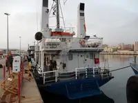 Kapal kerja kanggo didol