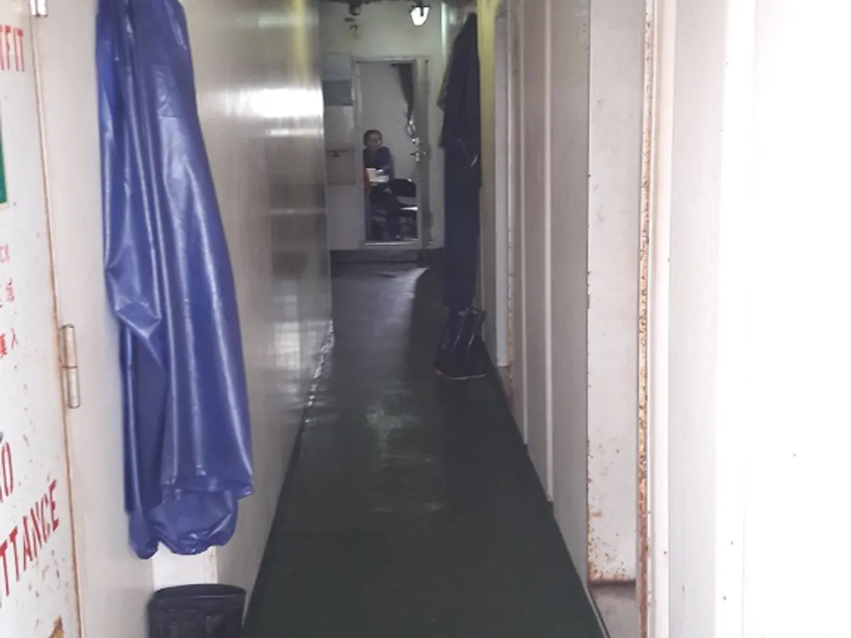 Kapal tanker minyak/bahan kimia kanggo didol