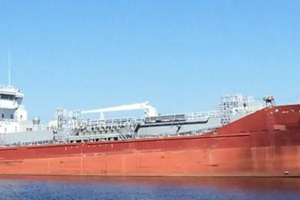 Oil/Chemical tanker for sale