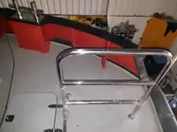 Kapal kerja kanggo didol