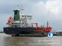 Kapal tanker minyak/bahan kimia kanggo didol