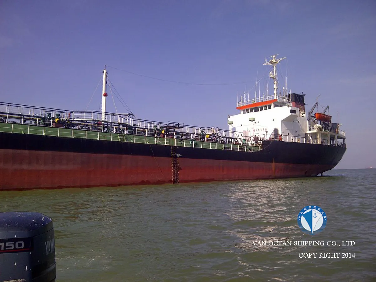 Kapal tanker minyak/bahan kimia kanggo didol