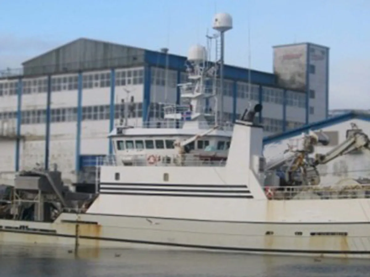 Kapal trawler kanggo didol