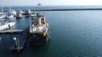 Kapal kerja kanggo didol