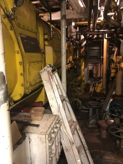 Kapal riset kanggo didol