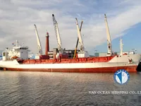 Kapal reefer kanggo didol