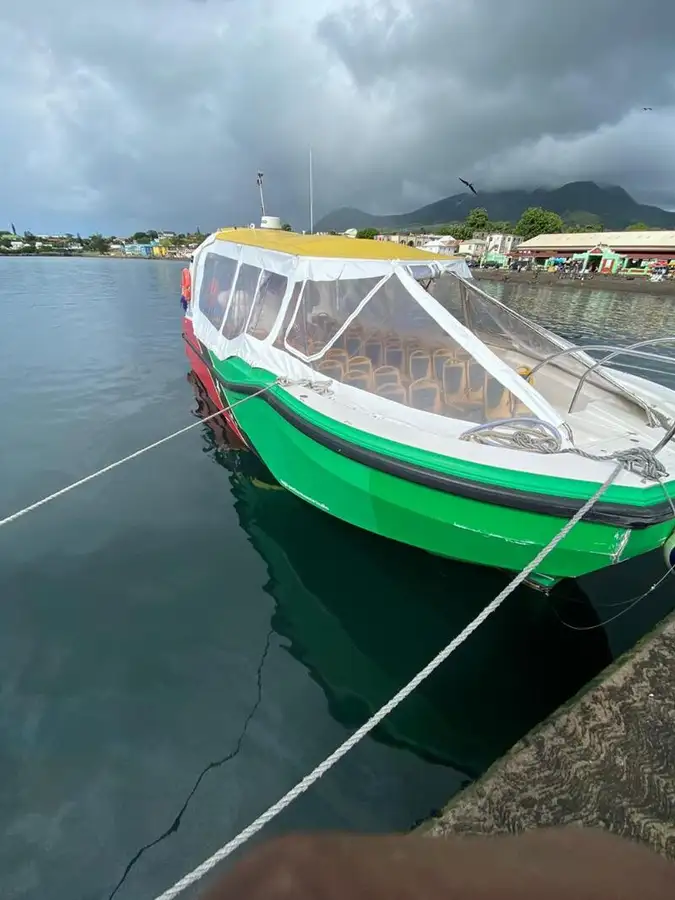 Kapal feri kanggo didol