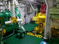 Kapal tanker minyak/bahan kimia kanggo didol