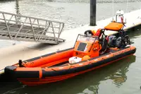 Kapal kontainer kanggo didol