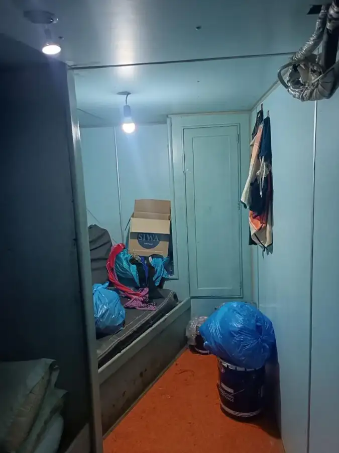 Kapal kerja kanggo didol