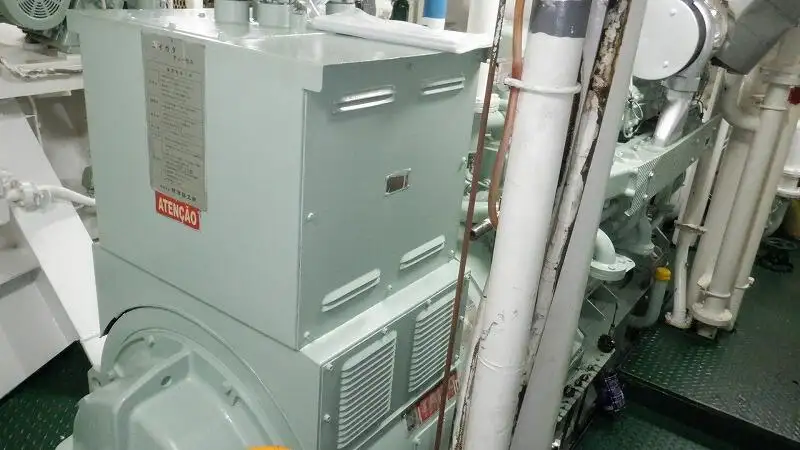 Kapal longliner kanggo didol