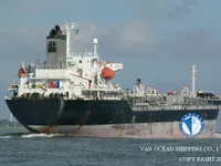 Kapal tanker minyak/bahan kimia kanggo didol
