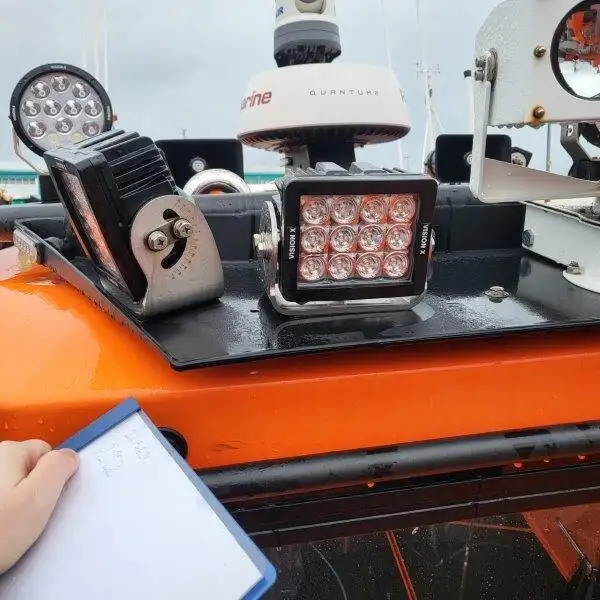 Kapal patroli kanggo didol