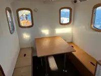 Kapal kerja kanggo didol