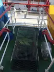 Kapal kontainer kanggo didol