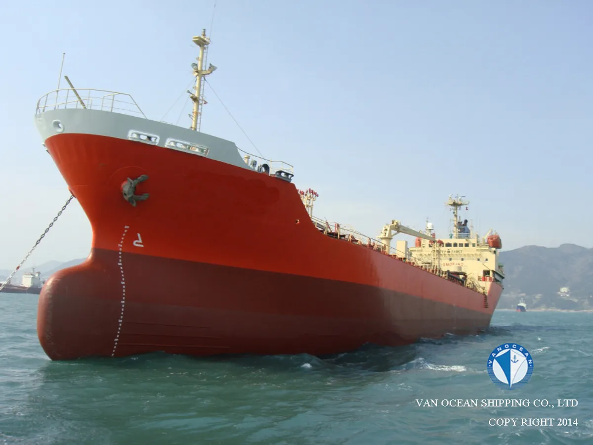 Kapal tanker minyak/bahan kimia kanggo didol