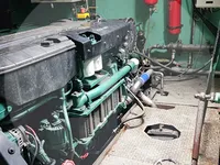 Kapal pengangkut iwak urip kanggo didol