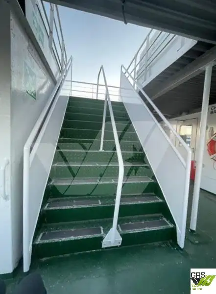 Kapal feri kanggo didol