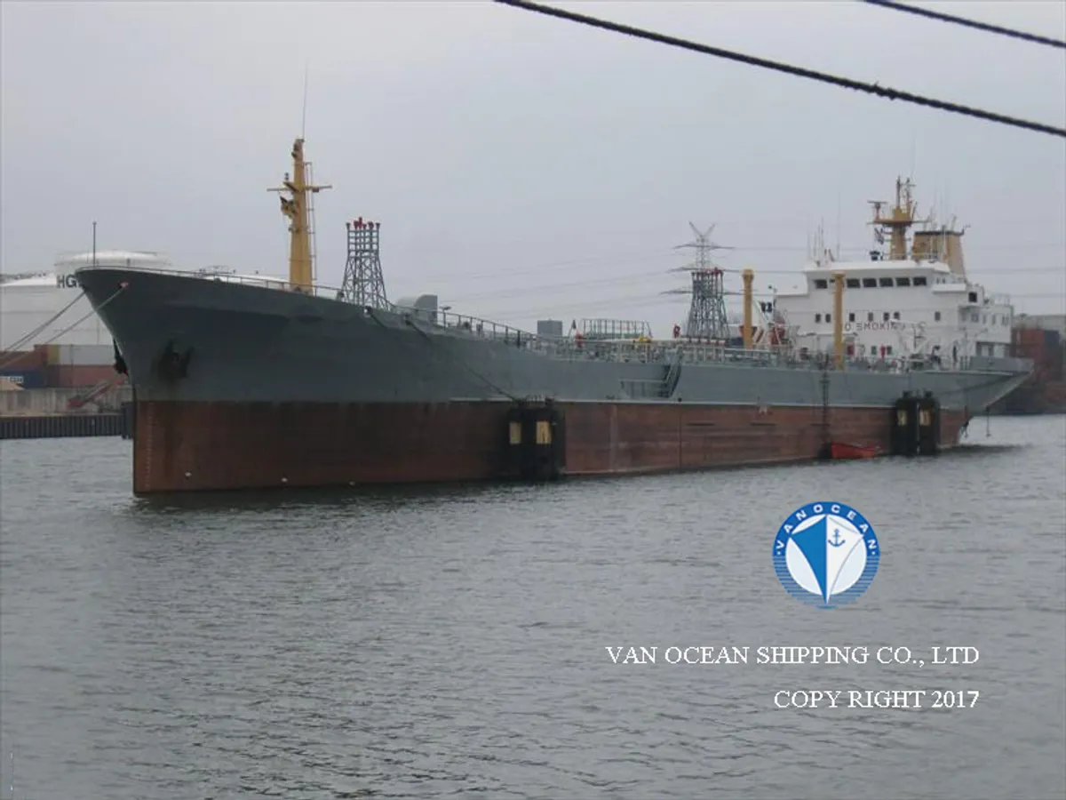 Kapal tanker minyak/bahan kimia kanggo didol