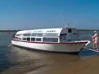 Kapal feri kanggo didol