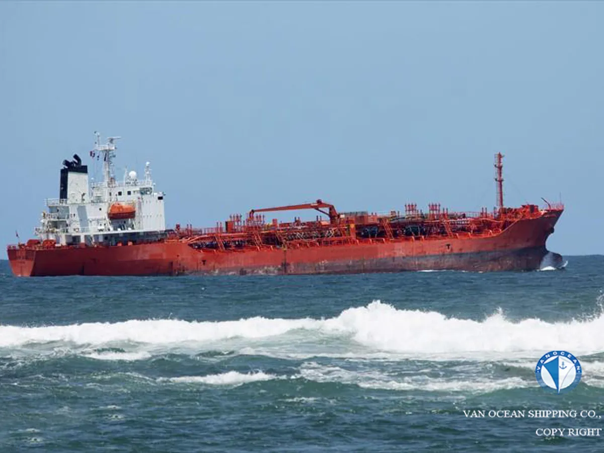 Kapal tanker minyak/bahan kimia kanggo didol