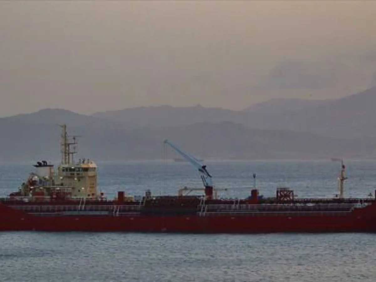 Kapal tanker minyak/bahan kimia kanggo didol