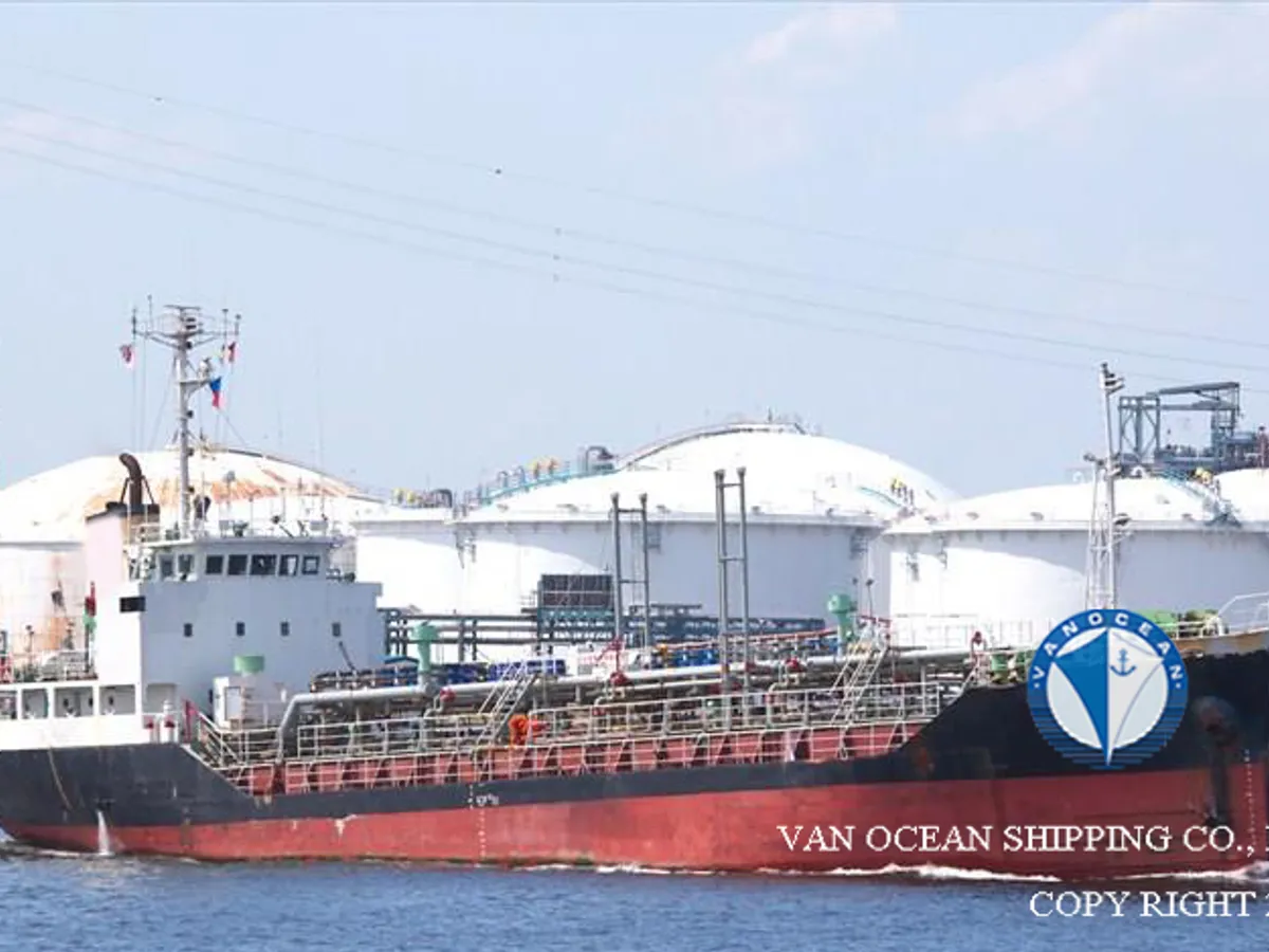 Kapal tanker minyak/bahan kimia kanggo didol