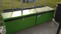 Kapal kontainer kanggo didol
