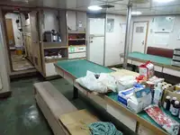 Kapal longliner kanggo didol
